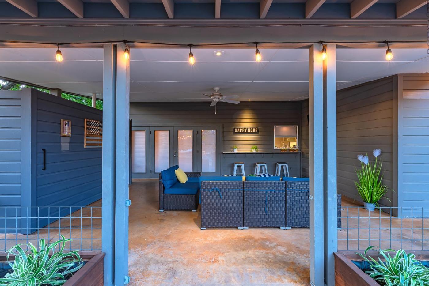 Serene Pool & Firepit In Stunning Home By Airport San Antonio Exterior photo