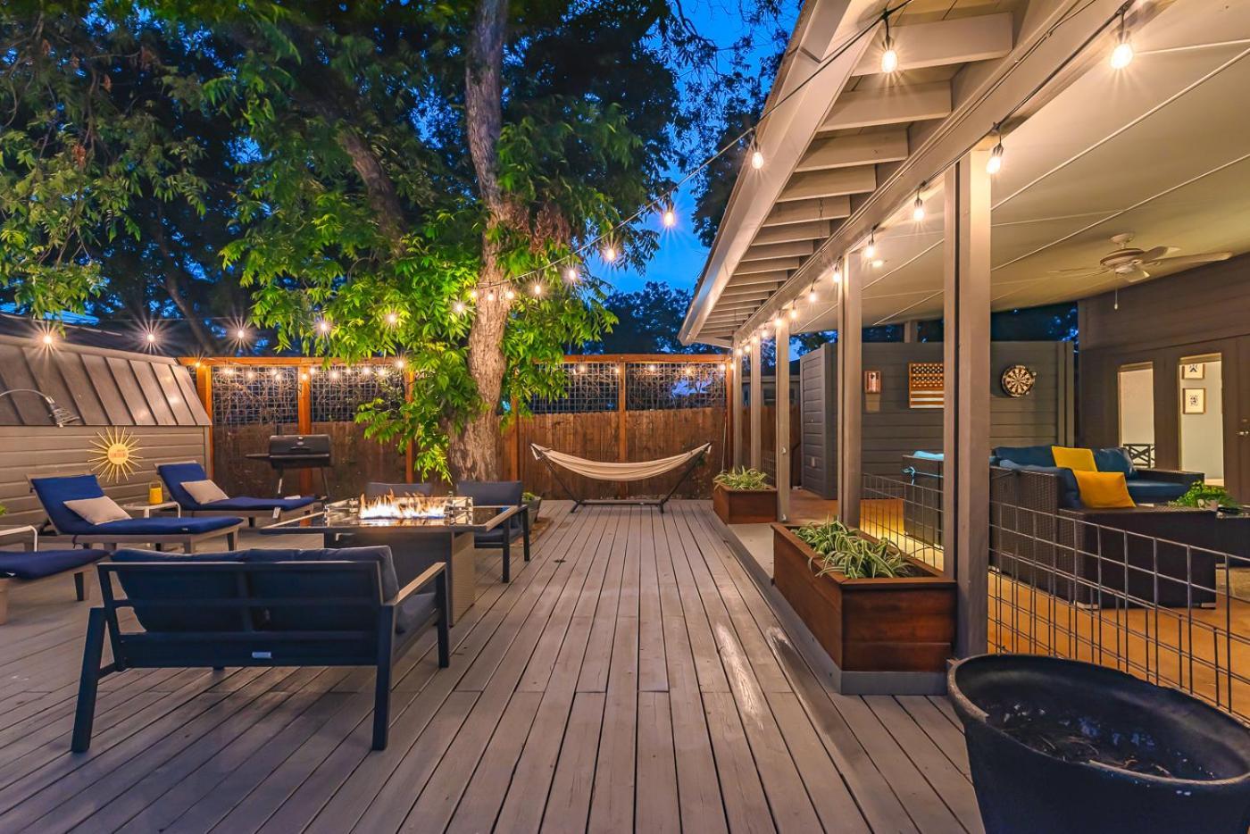 Serene Pool & Firepit In Stunning Home By Airport San Antonio Exterior photo